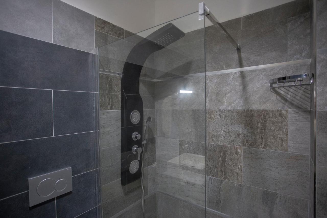شقة روما  في Lounge House Cunfida - San Pietro المظهر الخارجي الصورة